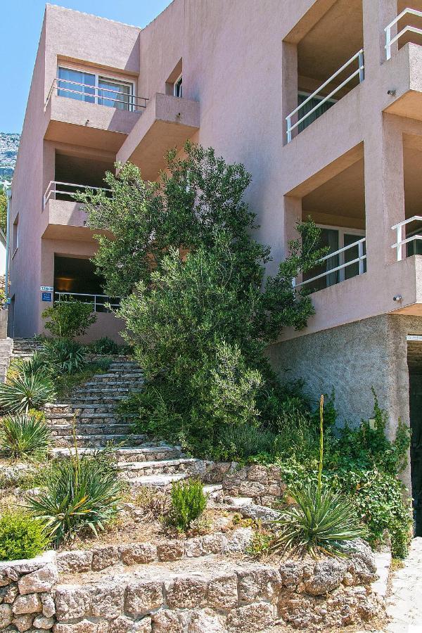 Apartments With A Parking Space Brela, Makarska - 16596 Exteriér fotografie